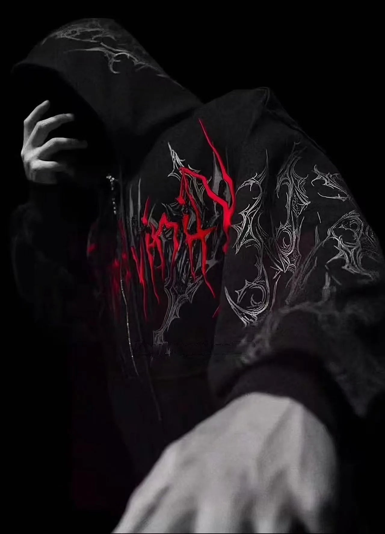 Hoodie zippe oversize homme Deathwing, design anime detaille pour un style streetwear.