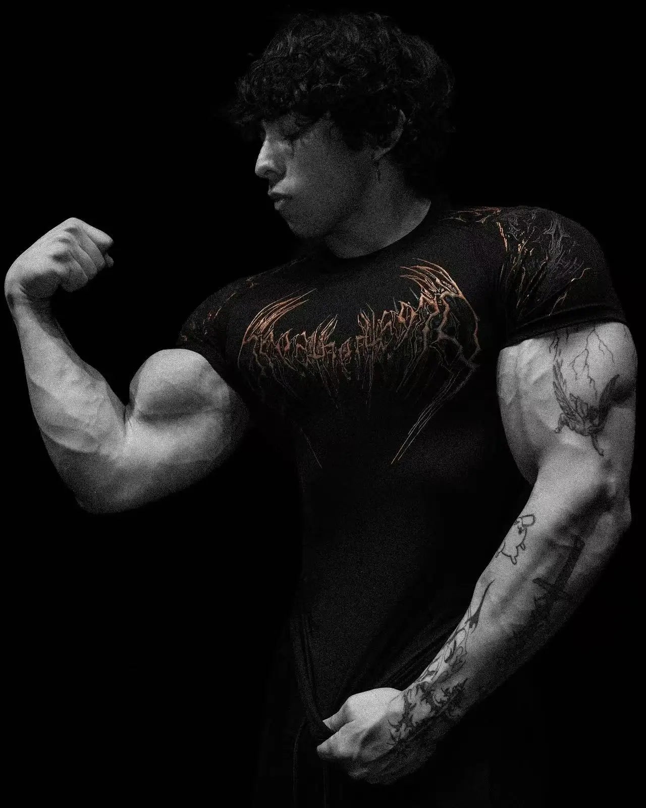 T-shirt de compression homme Void Tech Immortal, tissu technique pour la muscu.