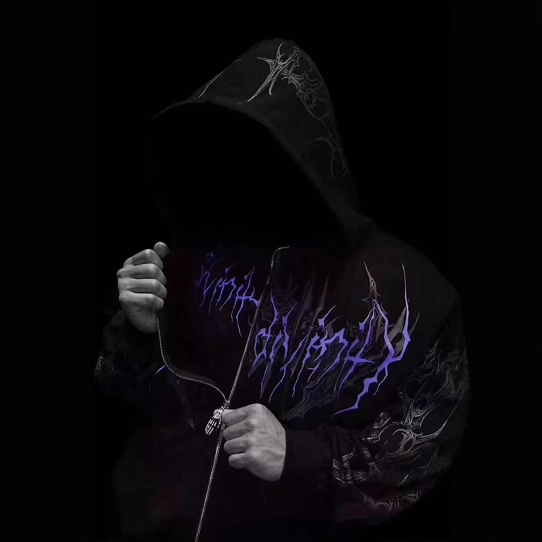 Hoodie zippe oversize homme Deathwing, maille douce ideale pour le sport au quotidien.