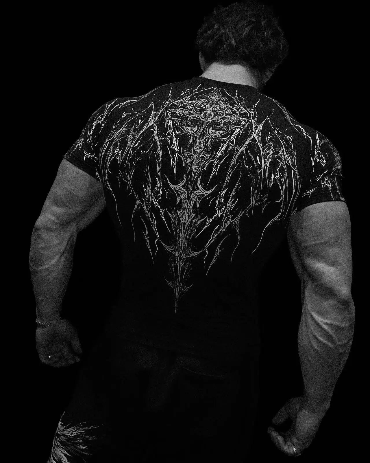 T-shirt de compression homme Void Tech Immortal, tissu extensible pour l entrainement.