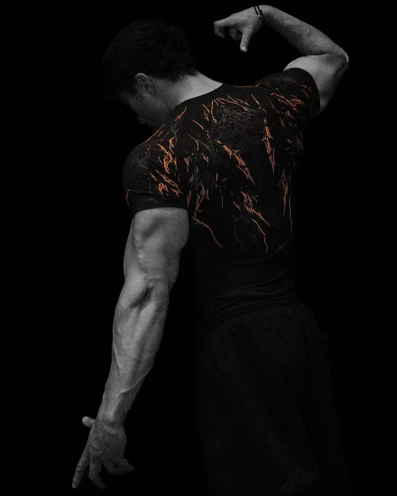 T-shirt de compression homme Void Tech Immortal, coupe seconde peau pour l effort.